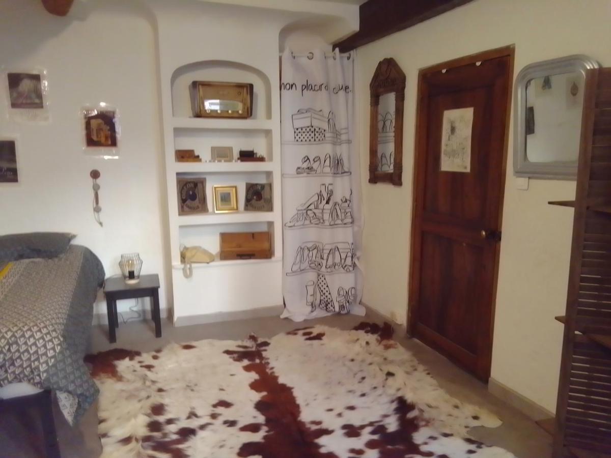 La Fontaine Apartment Мустие Сен Мари Екстериор снимка
